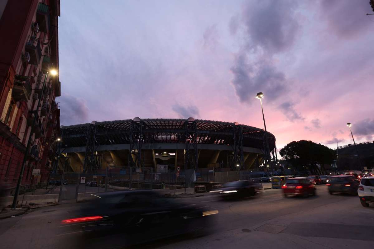 Paura a Fuorigrotta dopo Napoli Roma: cosa è successo all’esterno del Maradona