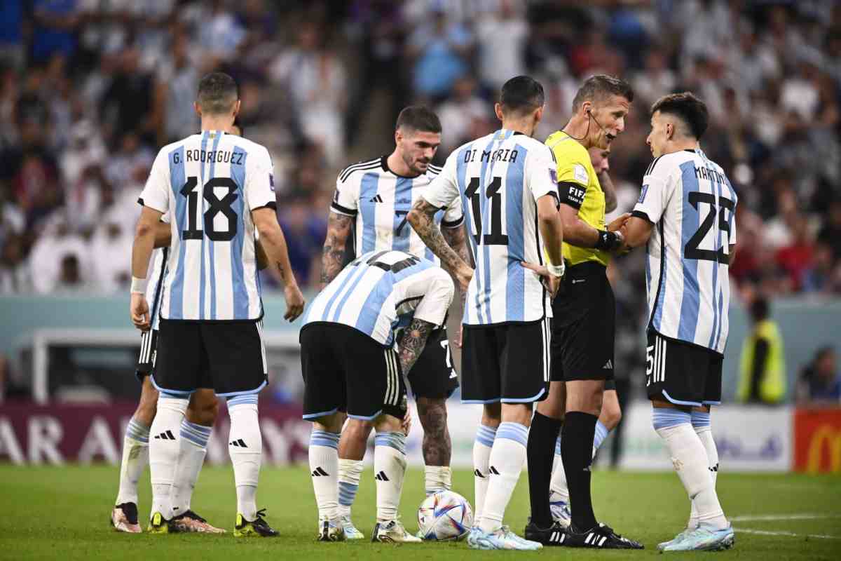 Mercato Napoli, spunta un colpo a parametro zero