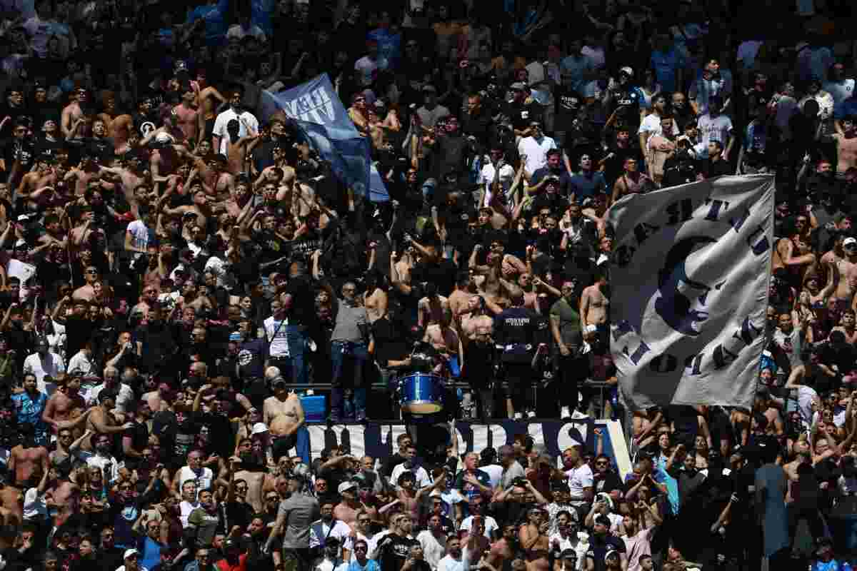 Napoli Roma, clima di contestazione al Maradona: cosa sta succedendo