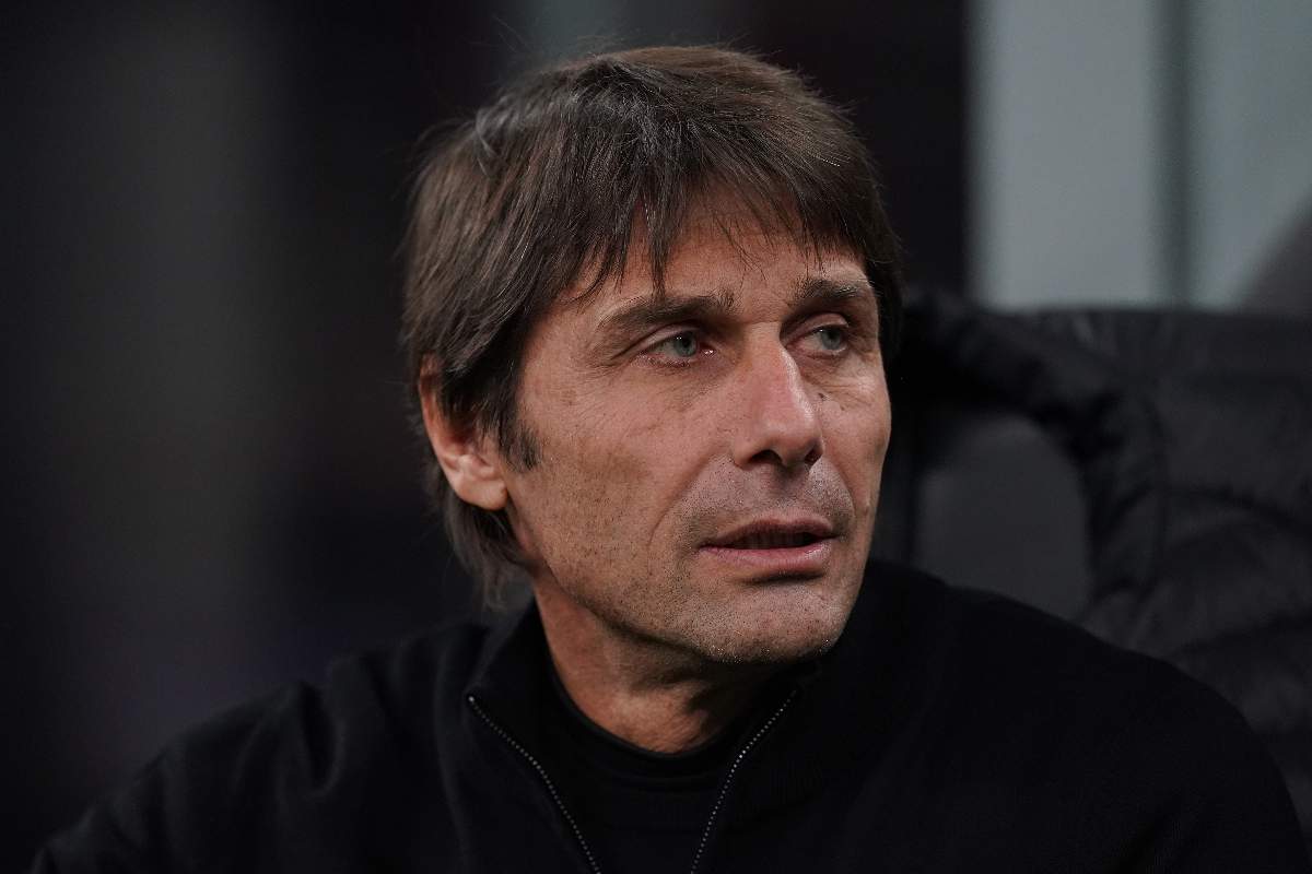 Antonio Conte presentato al Teatro San Carlo?