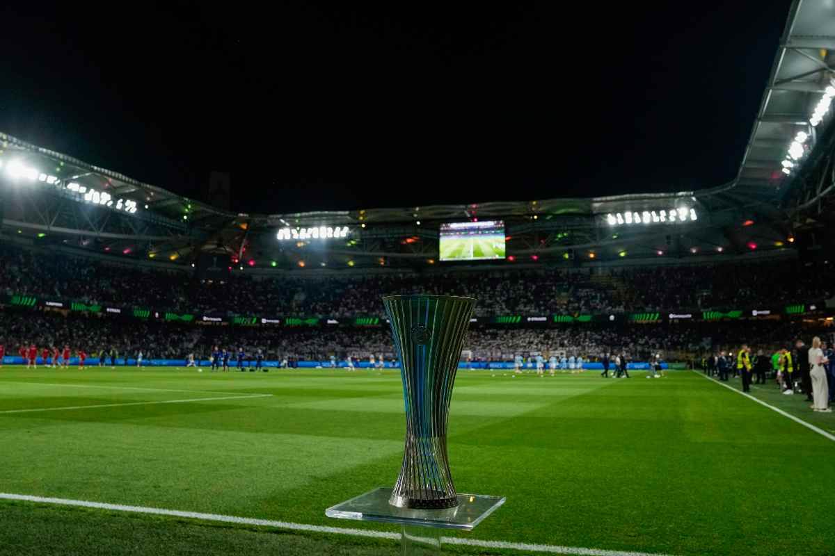 Olympiacos-Fiorentina, caos allo stadio: scatta l’intervento della polizia