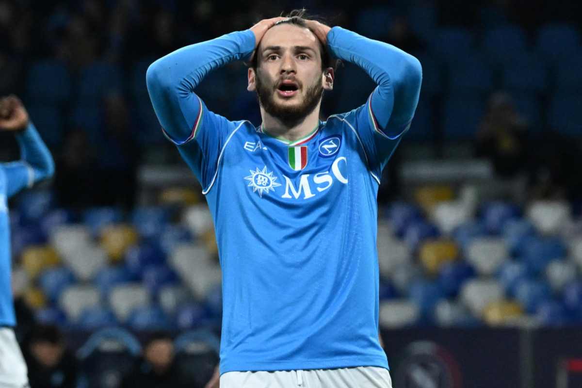 Napoli Khvicha Kvaratskhelia verso la permanenza