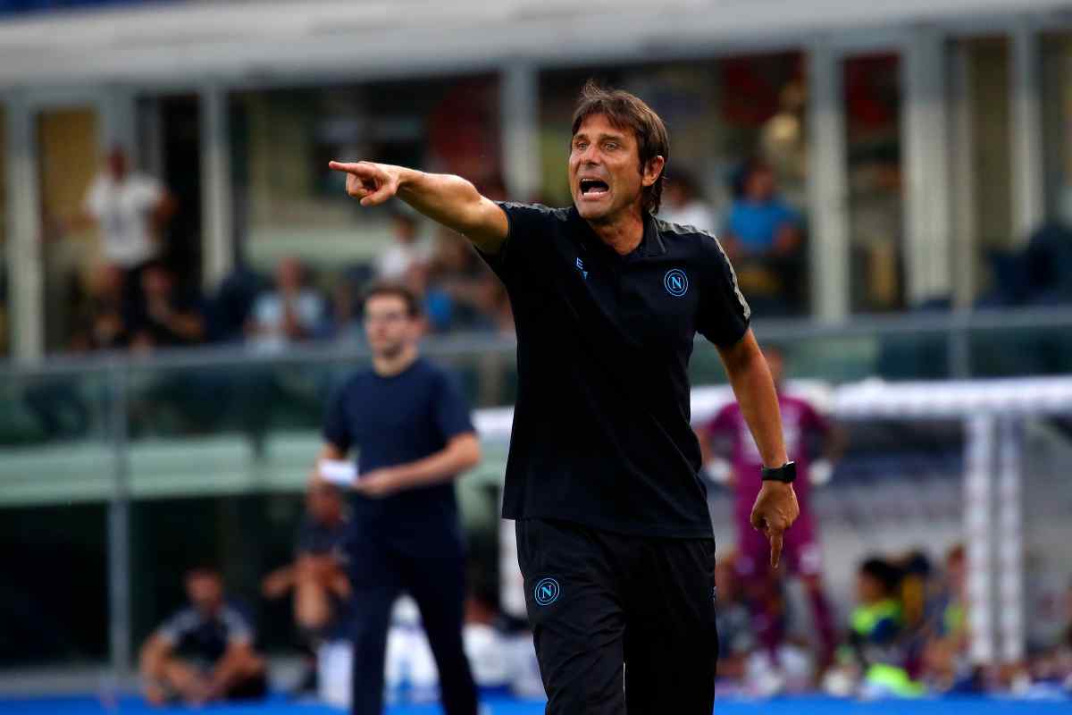 Conte-Napoli, lascia il club