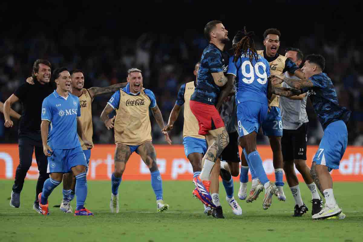 Le ultime su un azzurro