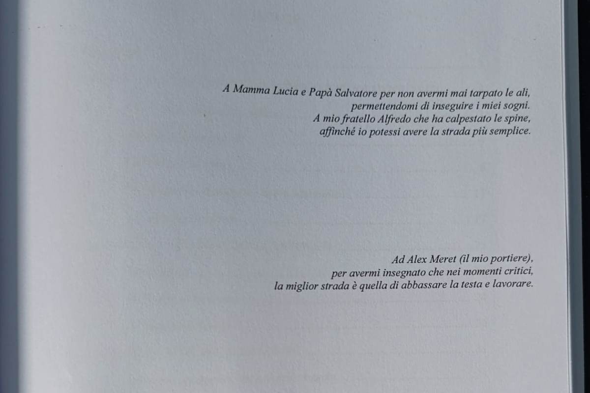 Ultimissime Napoli Laurea Dedicata A Meret L intervista Post Tesi Ultimissime Napoli Laurea Dedicata A Meret L intervista Post Tesi