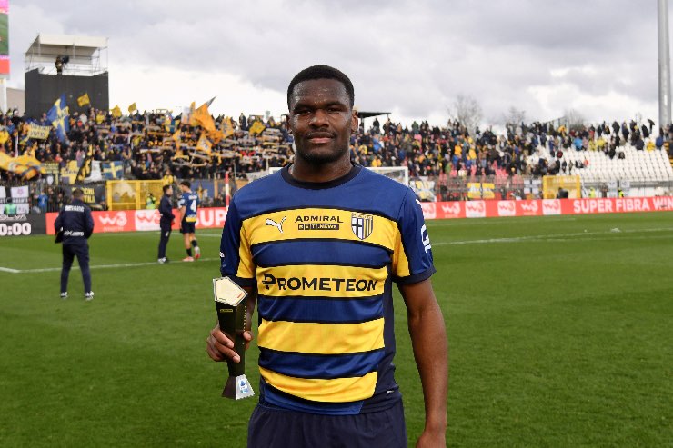 Bonny premiato con il Parma 