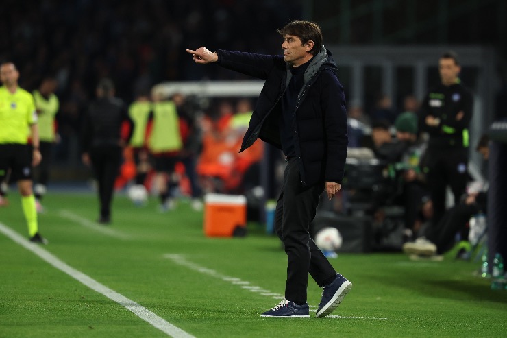 Conte in campo