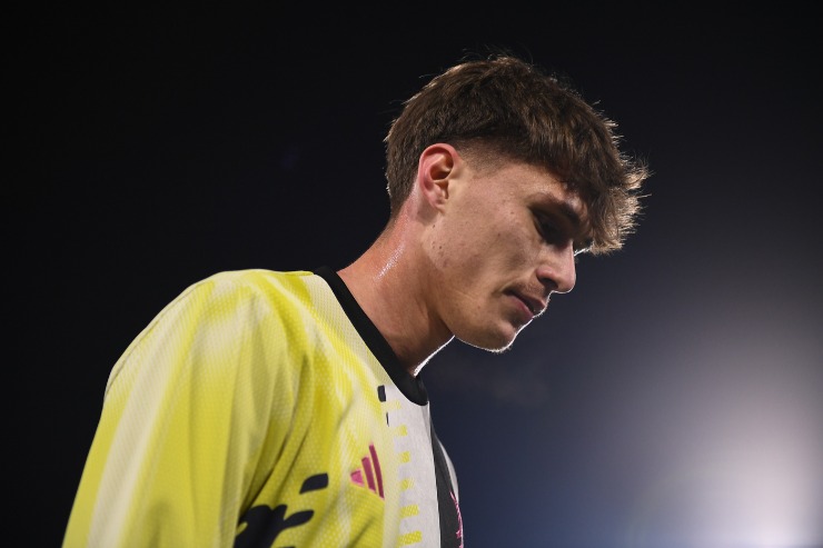 Nicolò Savona in campo in maglia Juve 