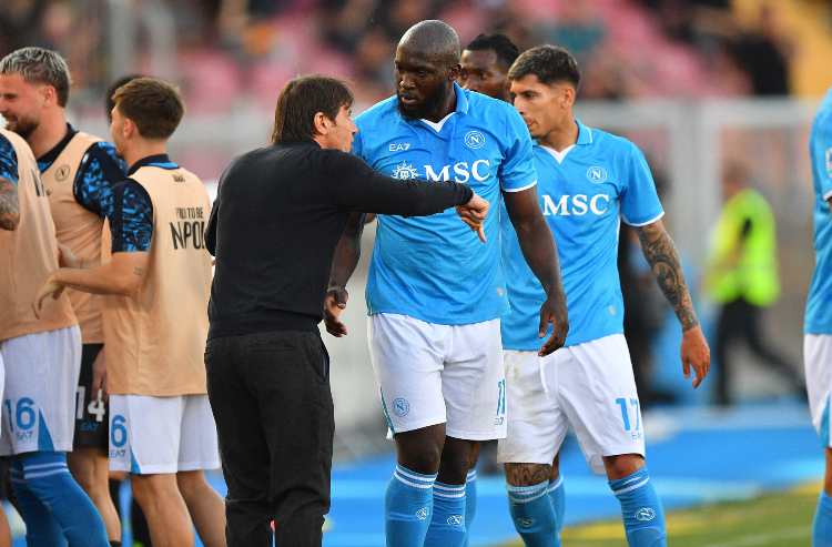 Conte e Lukaku discutono a bordocampo