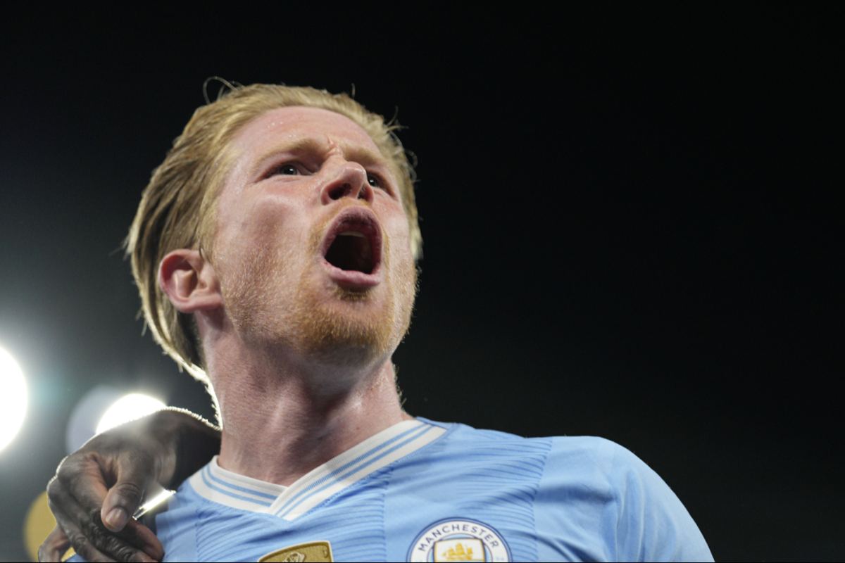 De Bruyne esulta