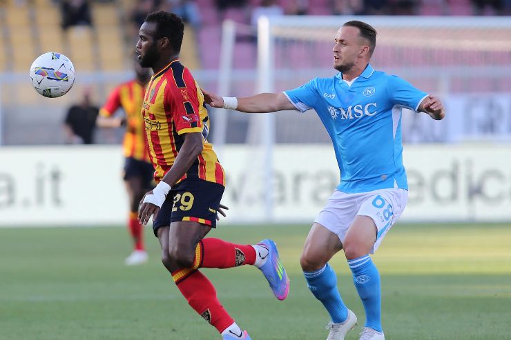 Stanislav Lobotka in campo contro il Lecce