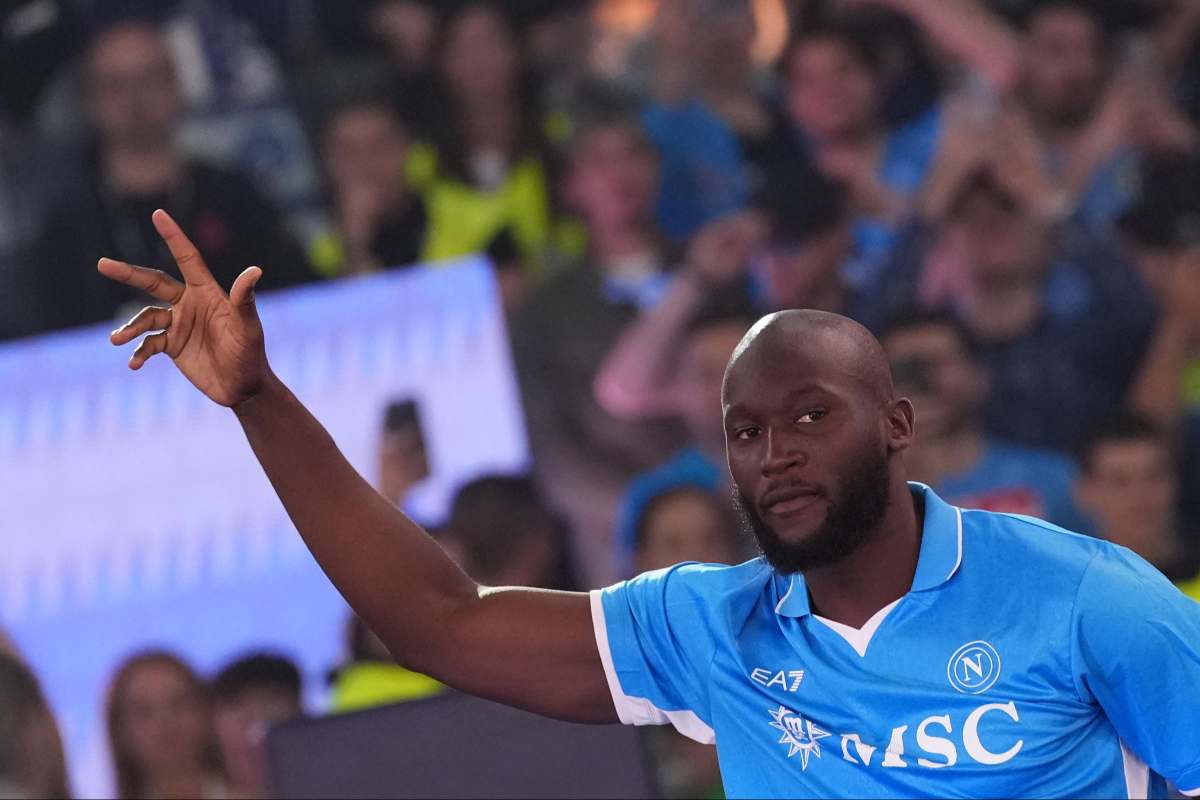 Lukaku ringrazia i tifosi del Napoli