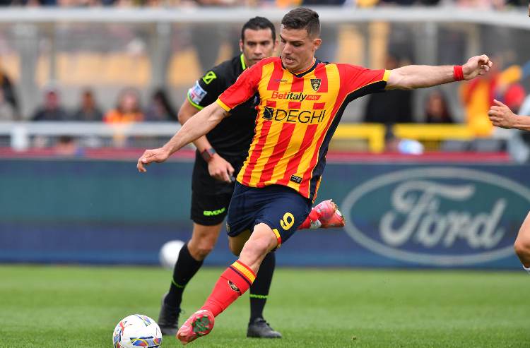 Nikola Krstović tira