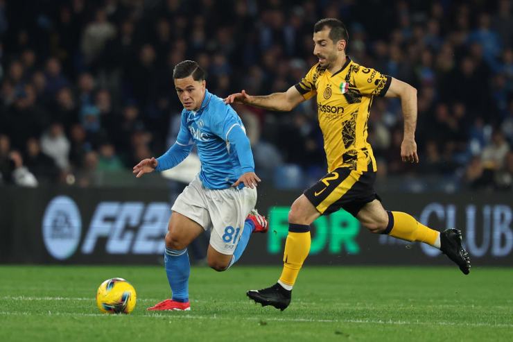 Raspadori e Mkhitaryan in Napoli-Inter