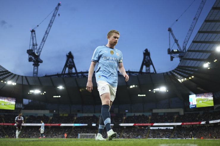 Kevin De Bruyne fa sognare i tifosi, da Sky: "Il Napoli ci sta provando"