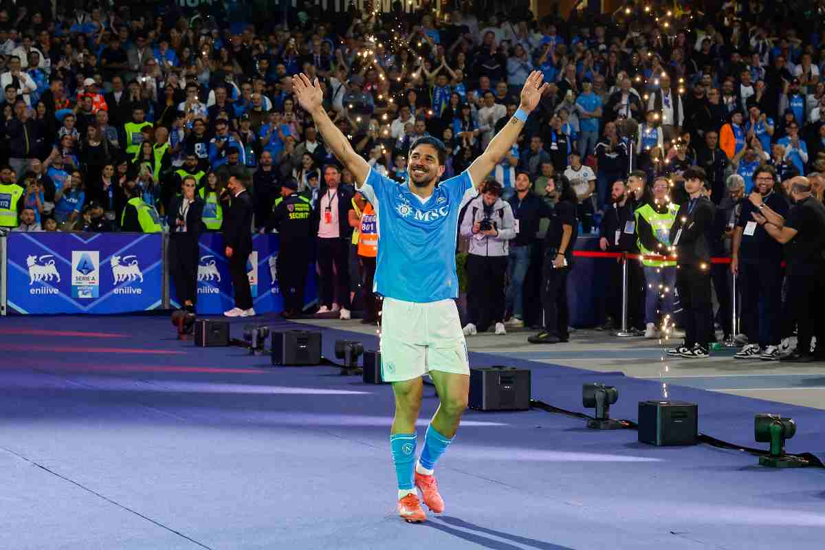 Simeone fa emozionare i tifosi del Napoli