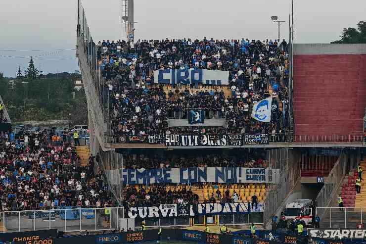 Lo striscione dei tifosi del Napoli per Ciro Esposito