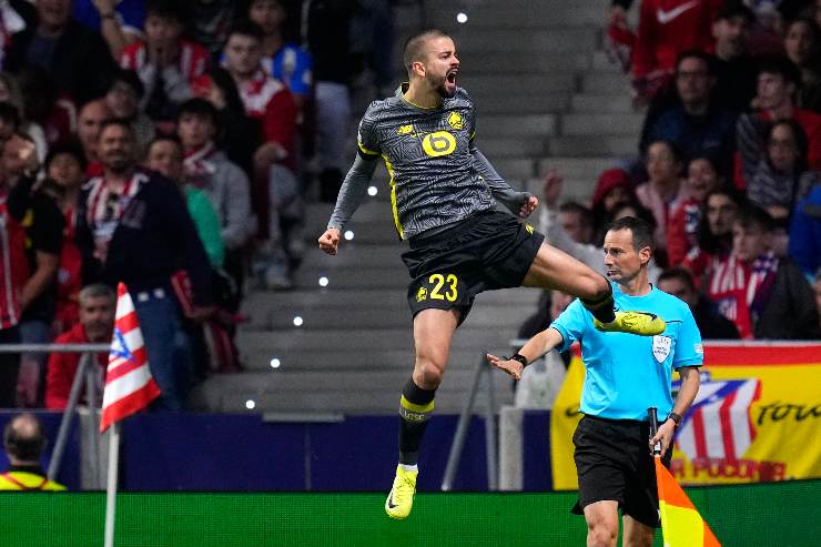 Zhegrova esulta al gol