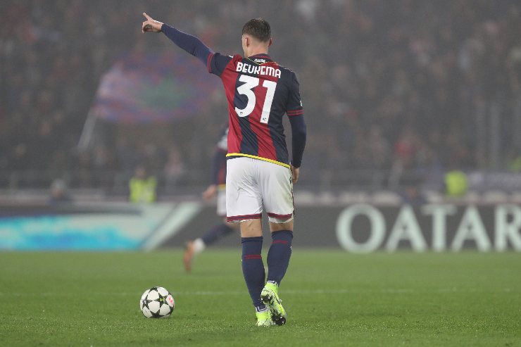 Beukema in campo con la maglia del Bologna