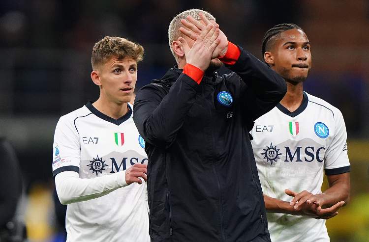 Cajuste e Lindstrom in campo