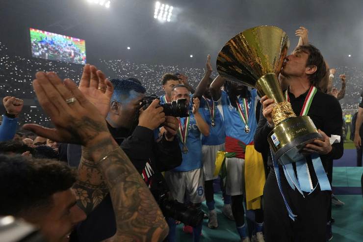 Conte bacia lo Scudetto