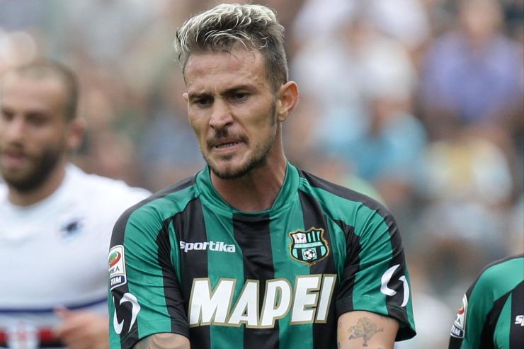 Floro Flores con la maglia del Sassuolo