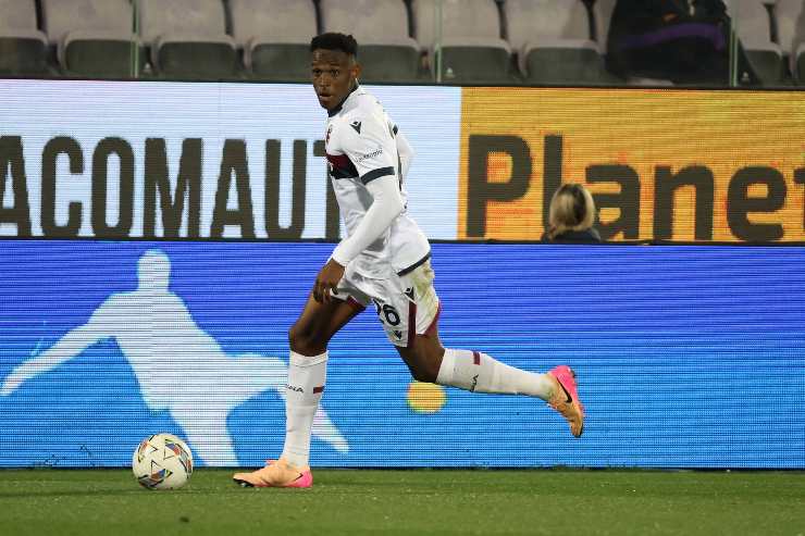 Lucumì porta il pallone