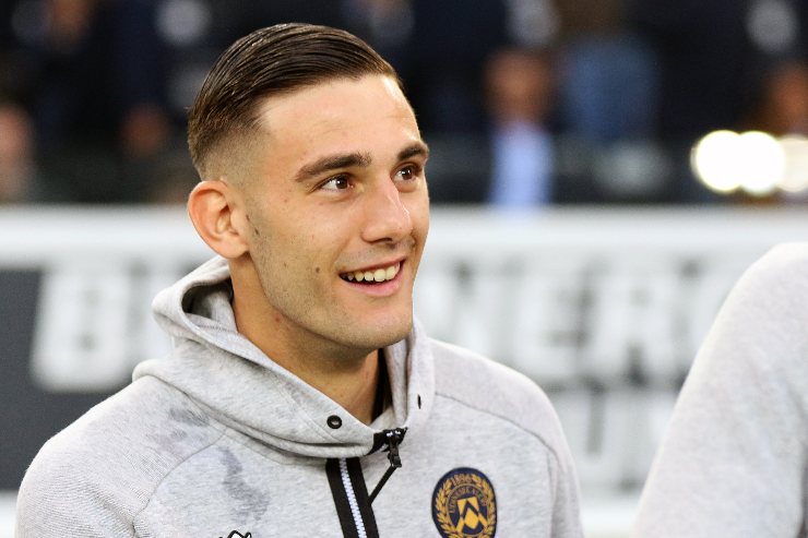 Lucca sorride durante il pre partita