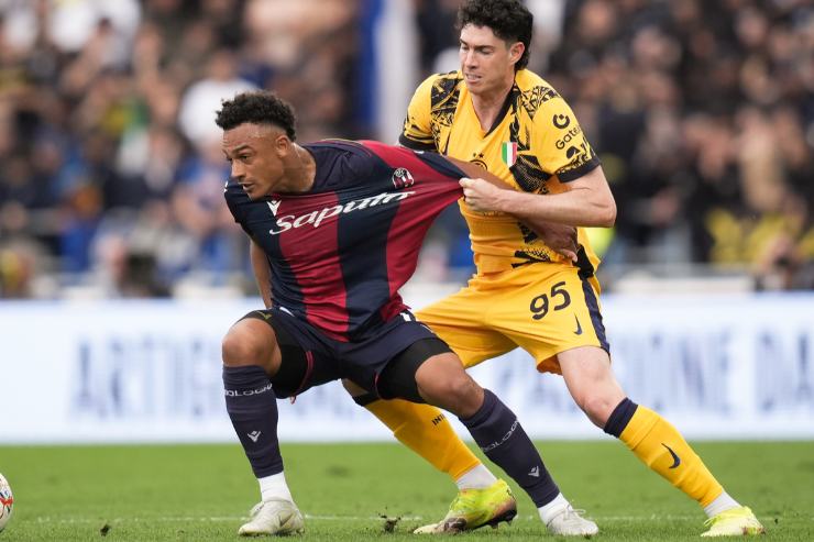 Dan Ndoye e Alessandro Bastoni in campo