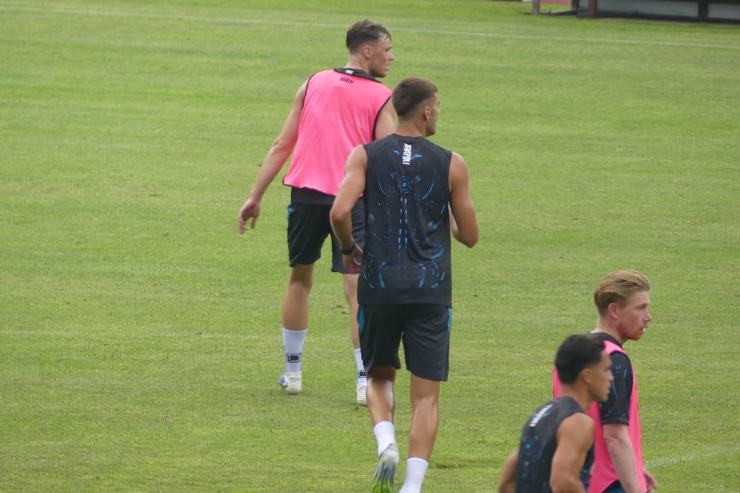 Napoli in campo per la sessione pomeridiana: c'è anche Beukema