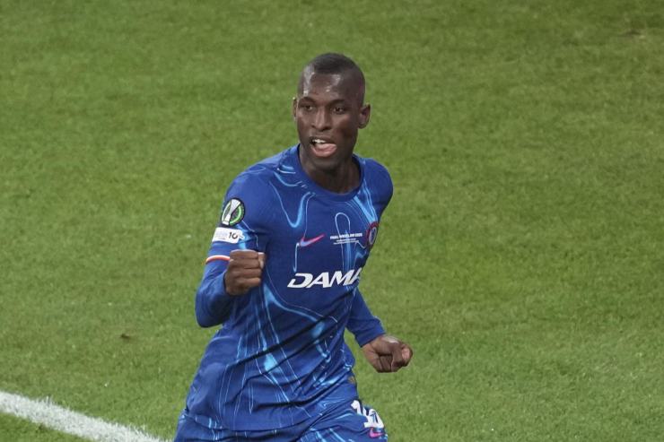 Nicolas Jackson in campo 