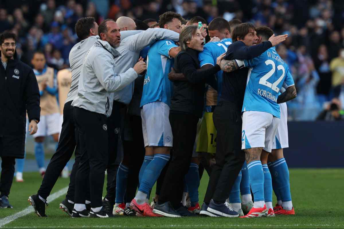 Napoli esultanza di gruppo