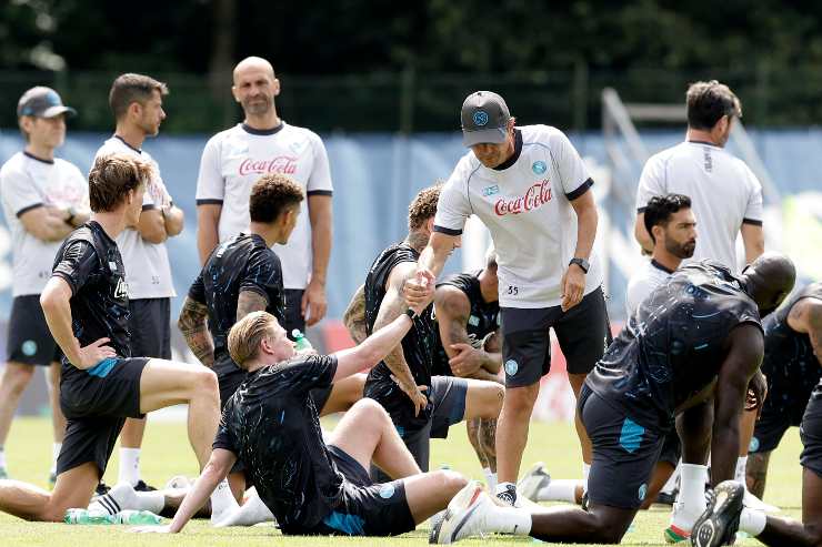 Squadra del Napoli in gruppo