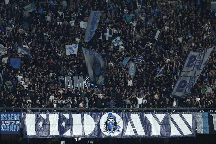 Abbonamenti Napoli, cambia tutto