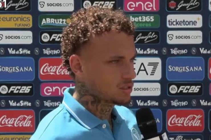 Noa Lang ai microfoni di Radio CRC