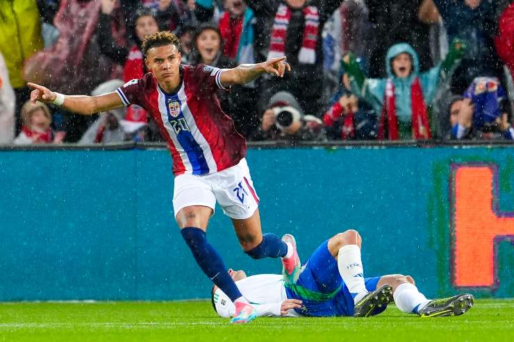 Antonio Nusa in campo