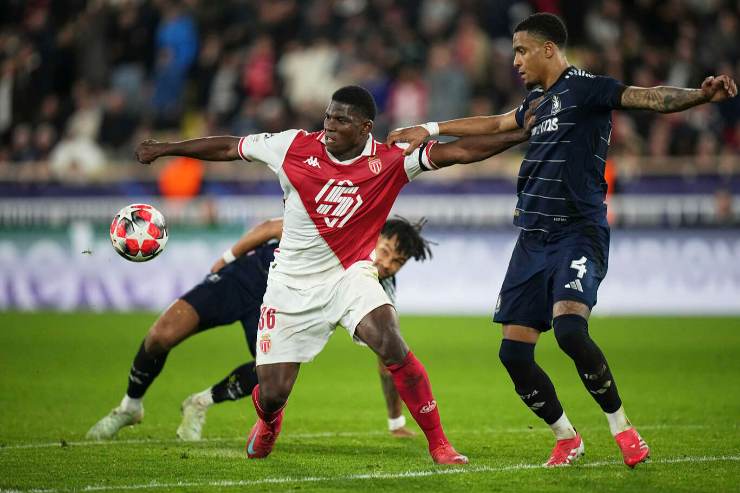Breel Embolo in maglia Monaco