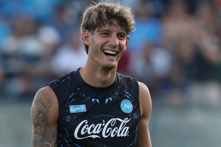 Zanoli con la maglia del Napoli