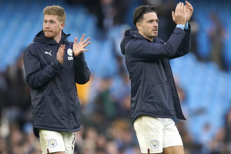 Grealish con De_Bruyne