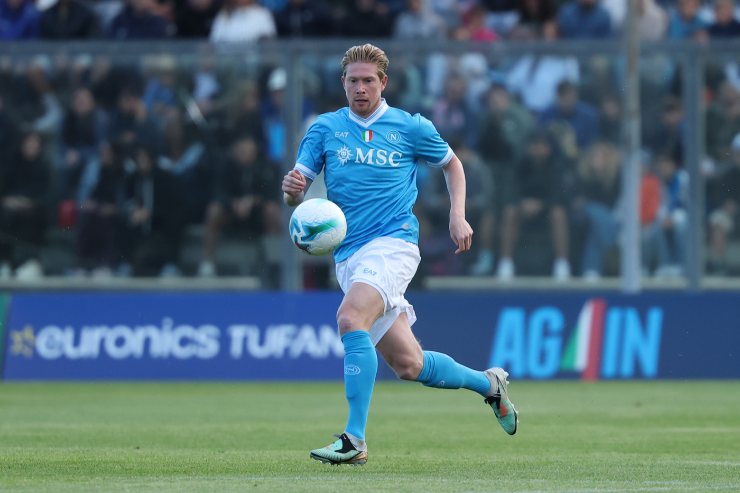 De Bruyne in azione durante un amichevole