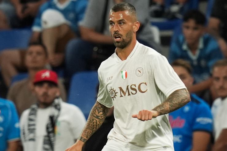 Spinazzola in azione con la maglia del Napoli