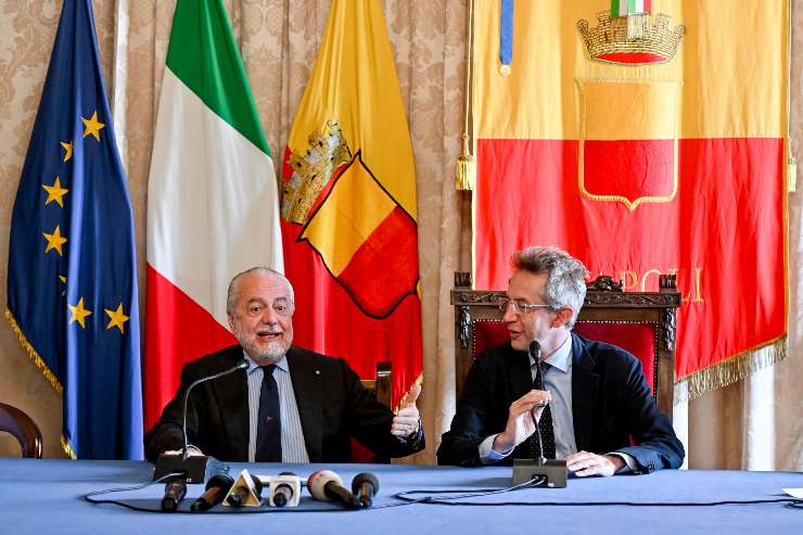Manfredi e De Laurentiis in sala consiliare