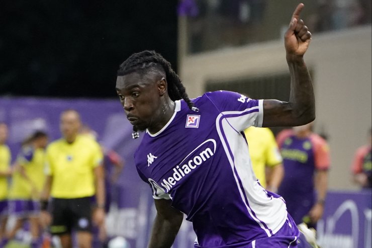 Kean in azione con la Fiorentina 