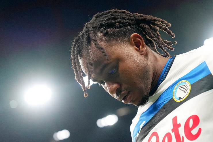 Lookman guarda verso il basso