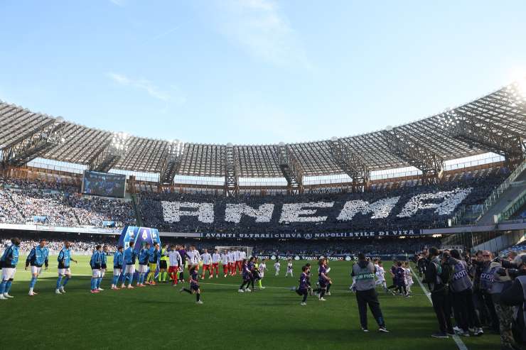 Napoli stadio Maradona coreografia