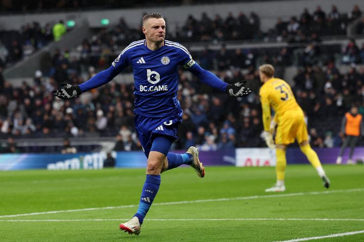 Vardy esulta in campo