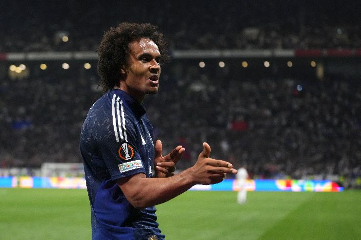 Zirkzee con lo United