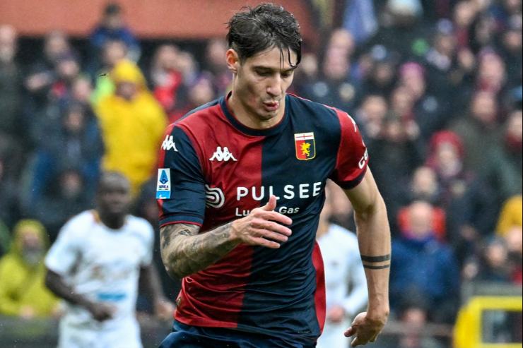 Alessandro Zanoli in maglia Genoa