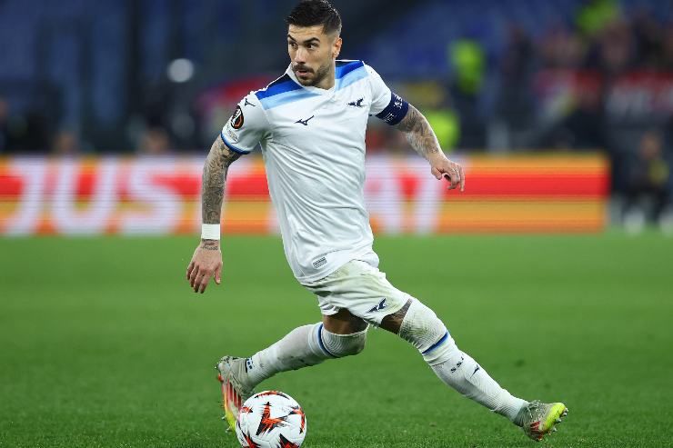 Mattia Zaccagni in campo maglia Lazio