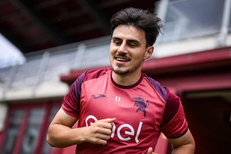 Eljif Elmas in allenamento